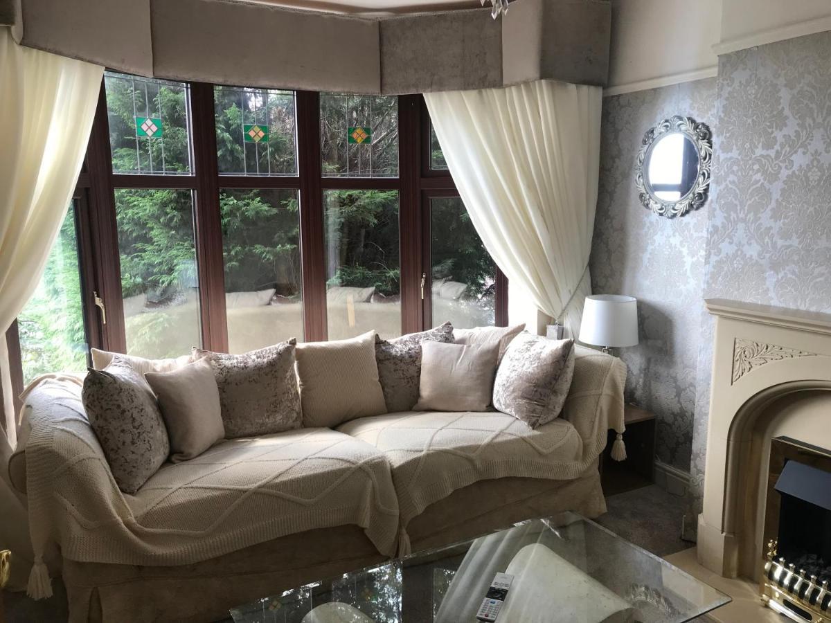 3 Bedroom With Stunning Views And Hot Tub * Birmingham