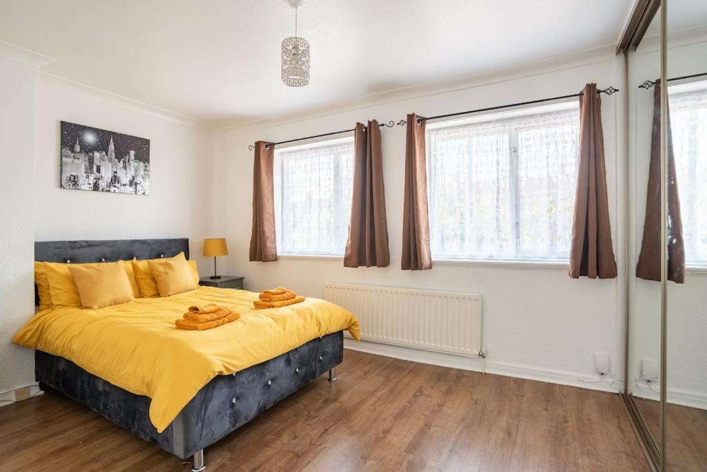 Cosy House #lea Hall Train Station #bhx #nec #nia *