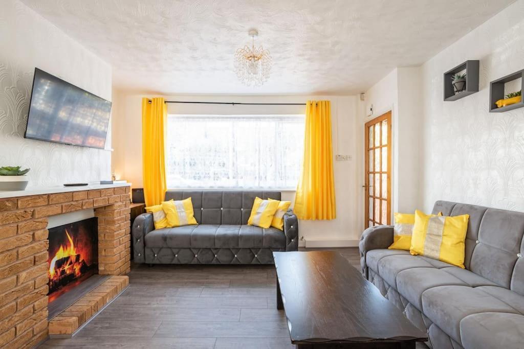 Cosy House #lea Hall Train Station #bhx #nec #nia