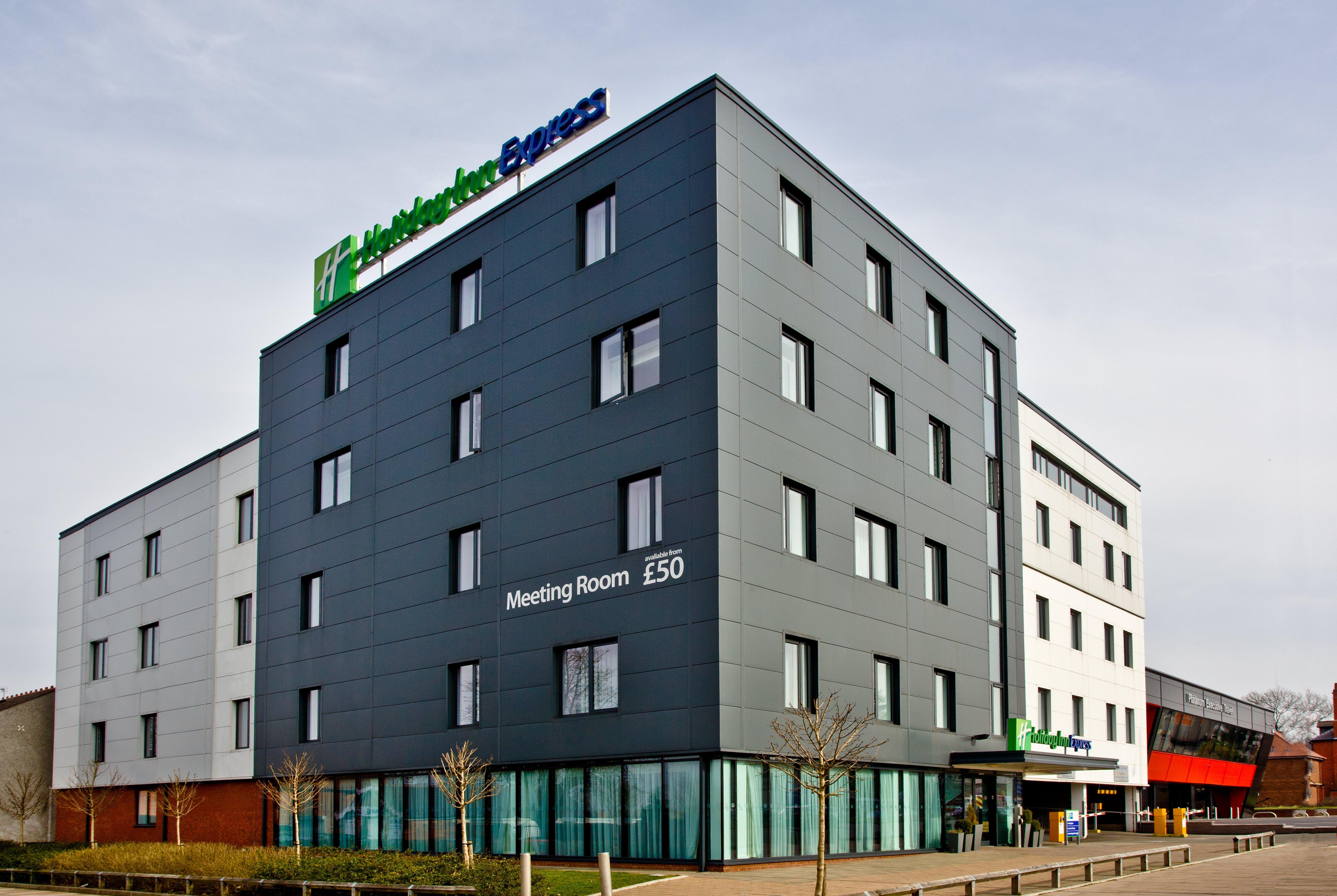 Hotel Express South A45, An Ihg 3*