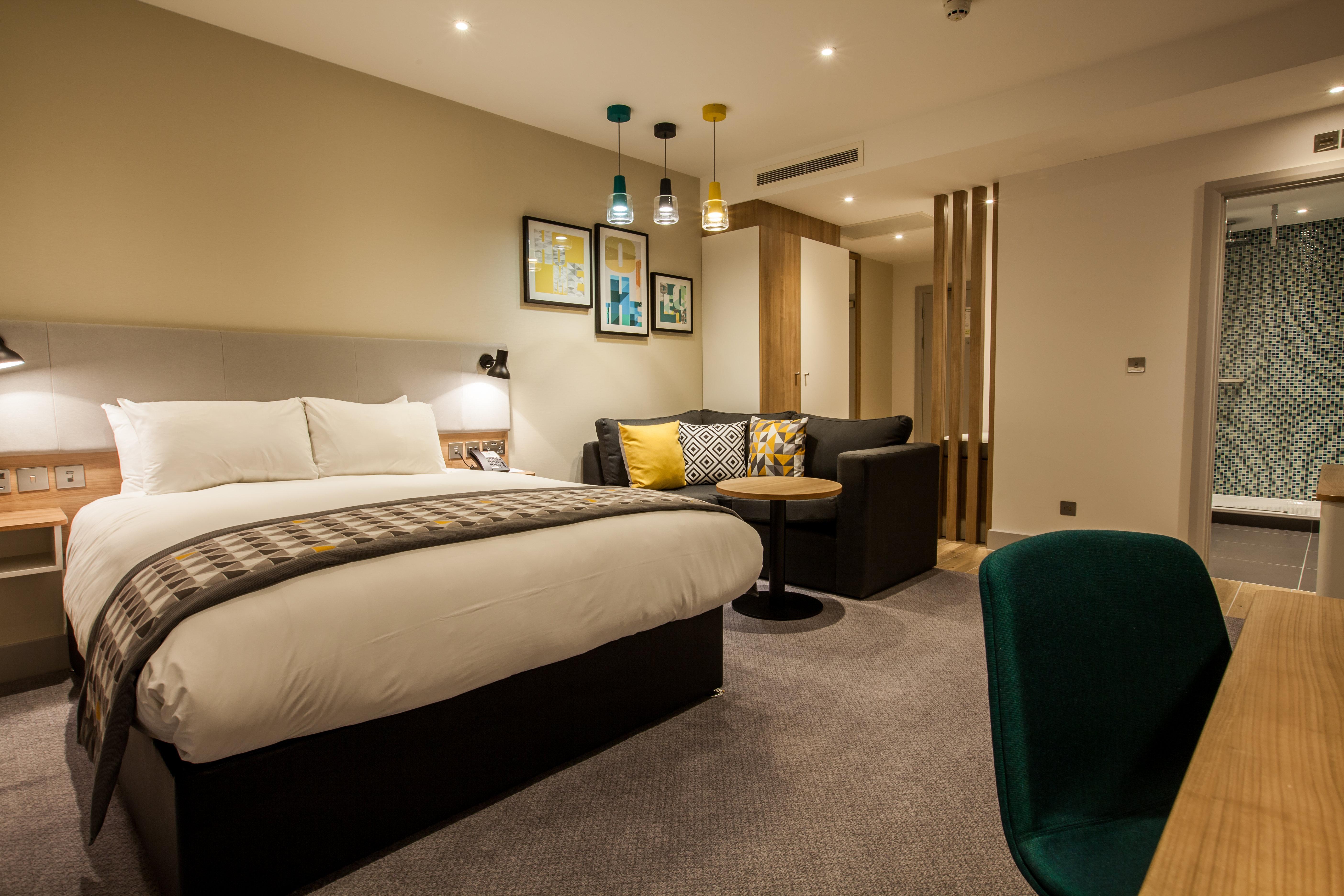 Holiday Inn Birmingham City By Ihg 4*