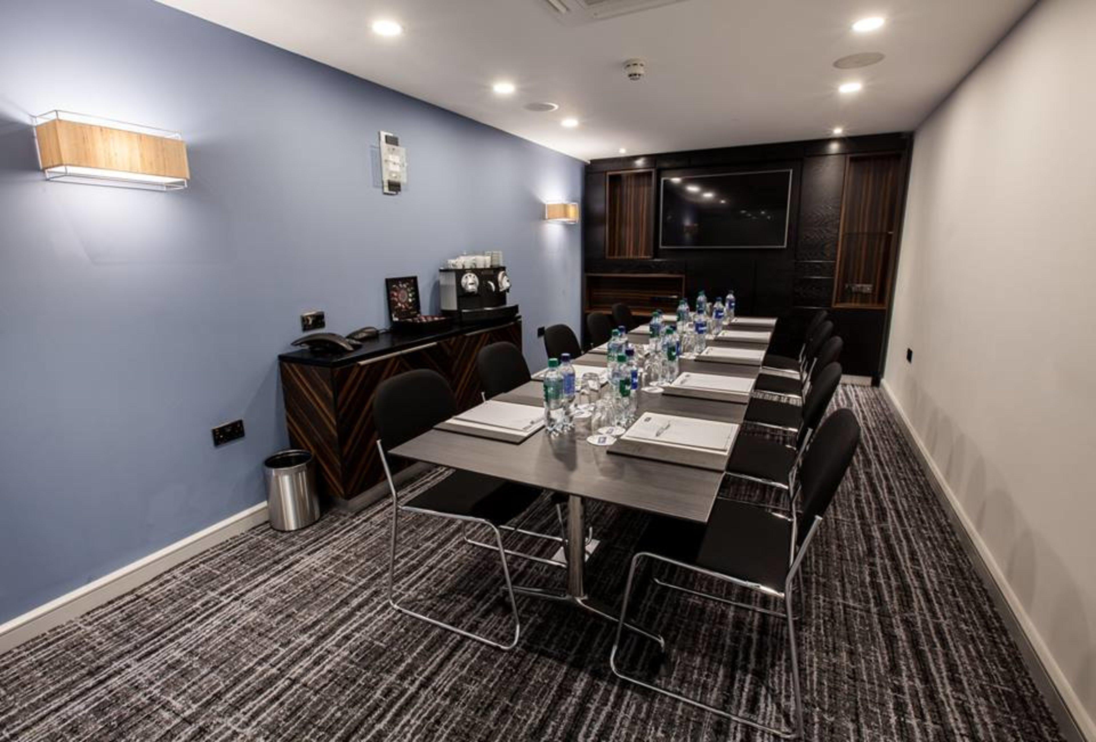 Holiday Inn Birmingham City By Ihg 4*