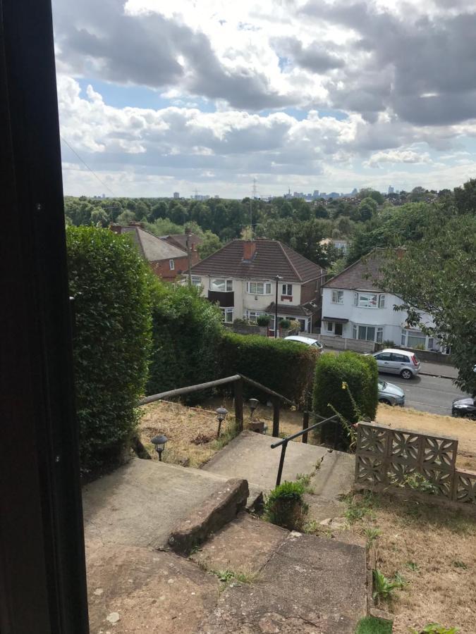 Holiday home 3 Bedroom With Stunning Views And Hot Tub *