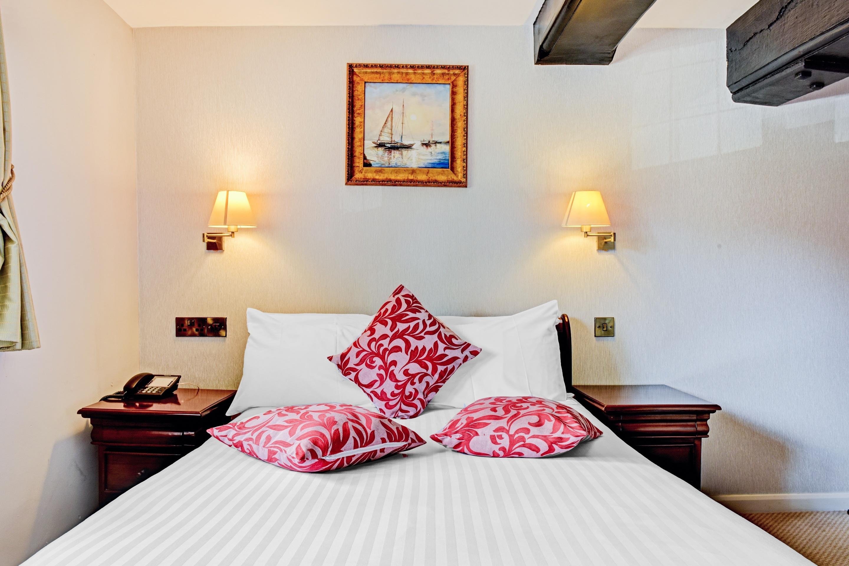 Hotel Oyo Dovecote 3*