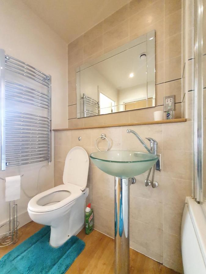 Spacious Modern 1 Bed - Centre Apartment