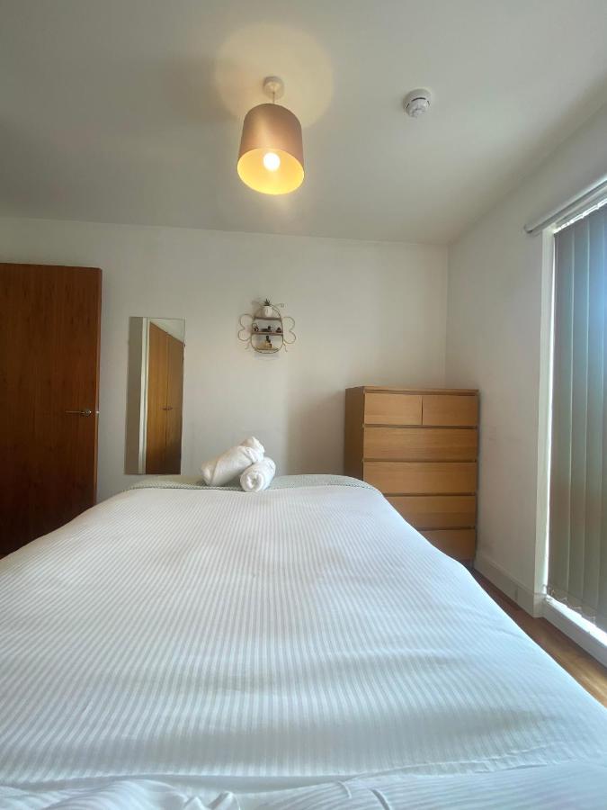 Swanky 2 Bdr Apt/opp Edgbaston Cricket Ground/free Parking Apartment *