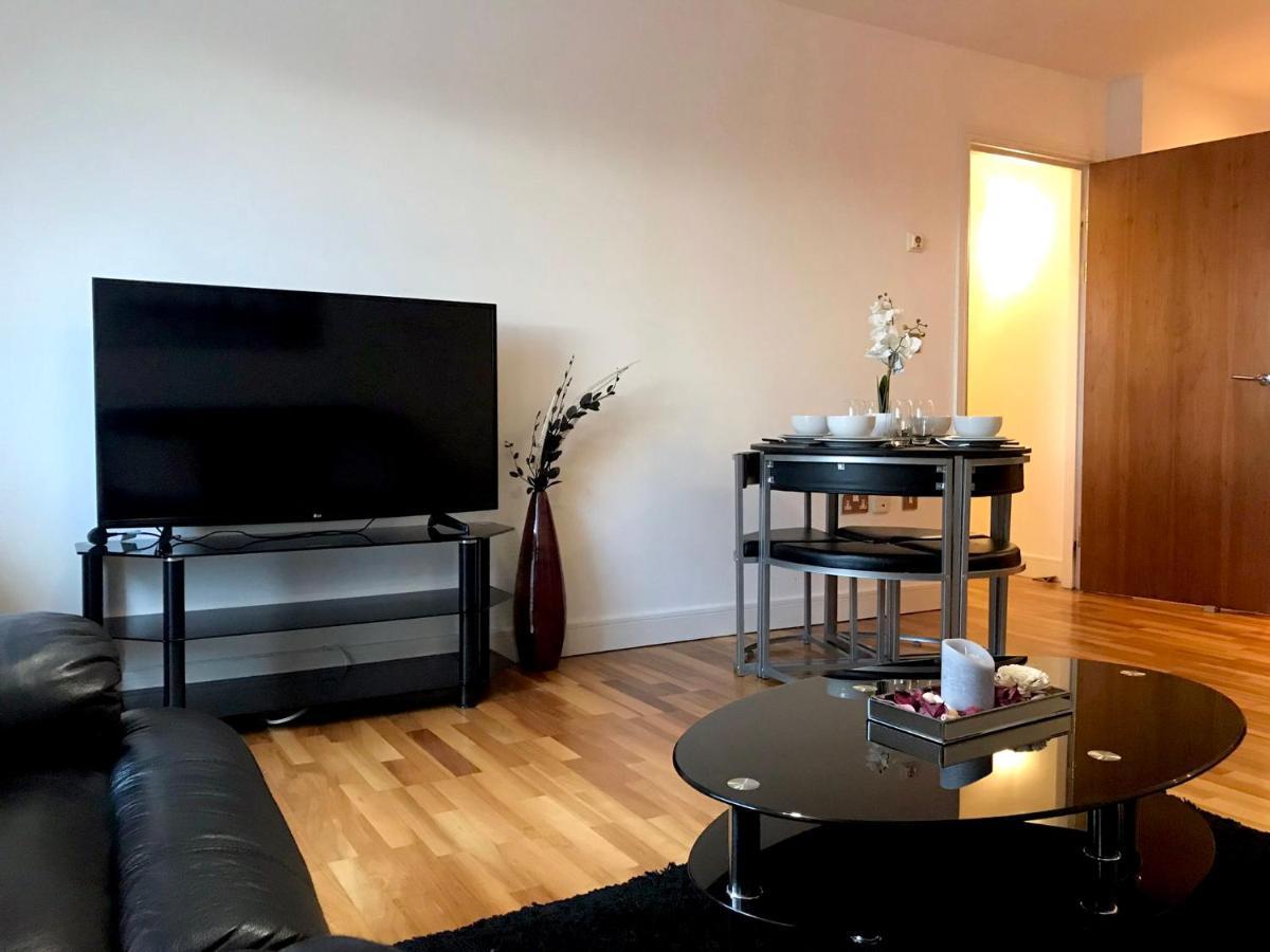 Apartment Swanky 2 Bdr Apt/opp Edgbaston Cricket Ground/free Parking