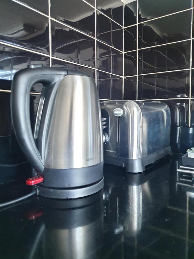 The Postbox Modern Spacious Penthouse - Heart Of Centre *