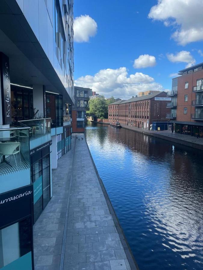 2 Bed Very Near To Mail Box , New Street Apartment *