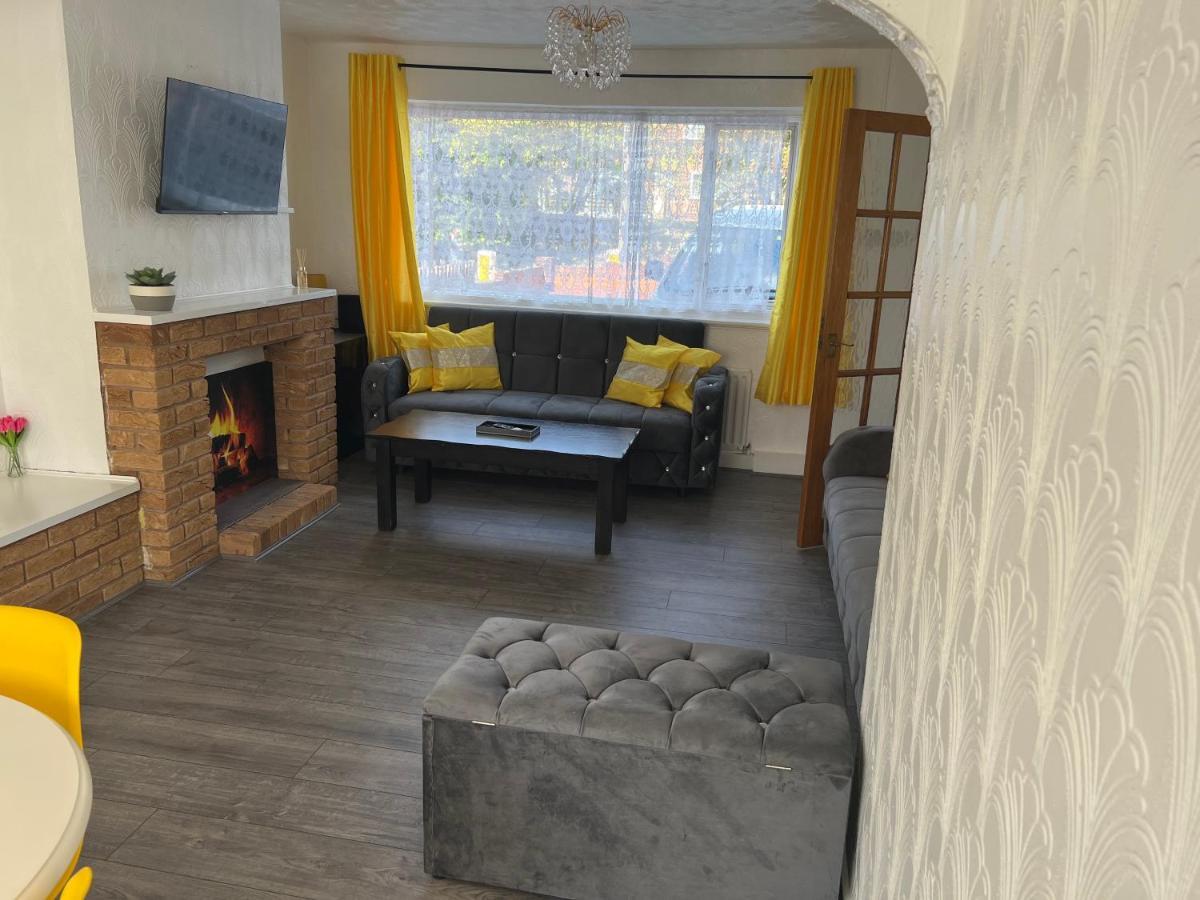 Holiday home Cosy House #lea Hall Train Station #bhx #nec #nia