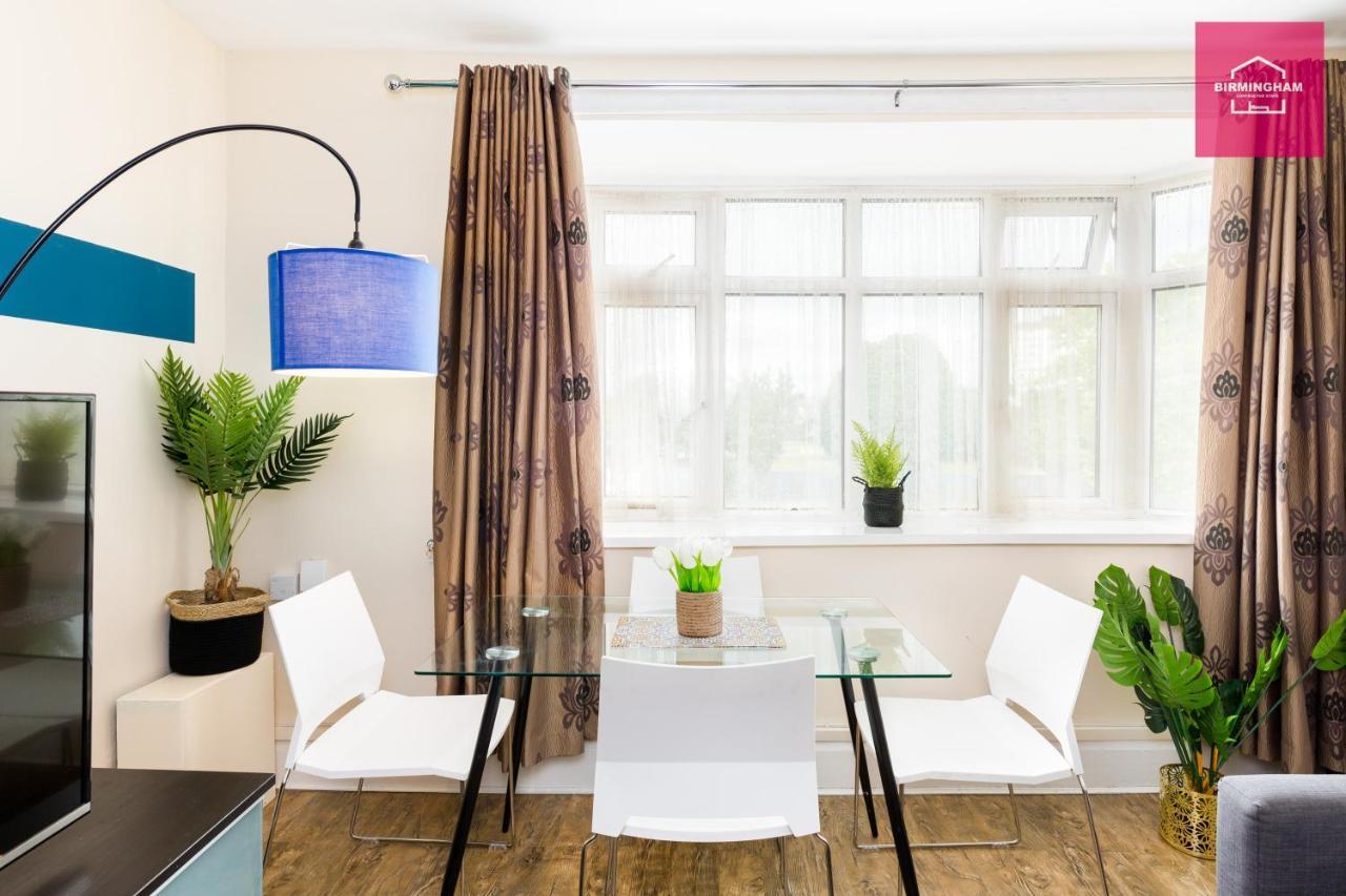 Contractor - 3 Bedroom Flat, 6 Beds Parking