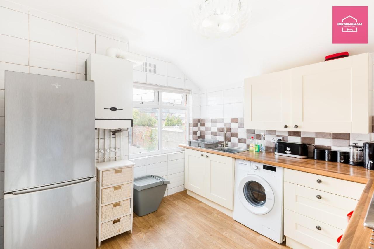 Apartment Contractor - 3 Bedroom Flat, 6 Beds Parking