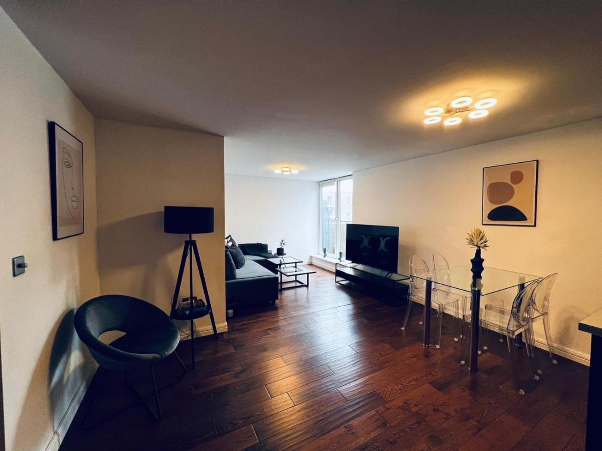 2 Bedroom Penthouse Apartment Birmingham