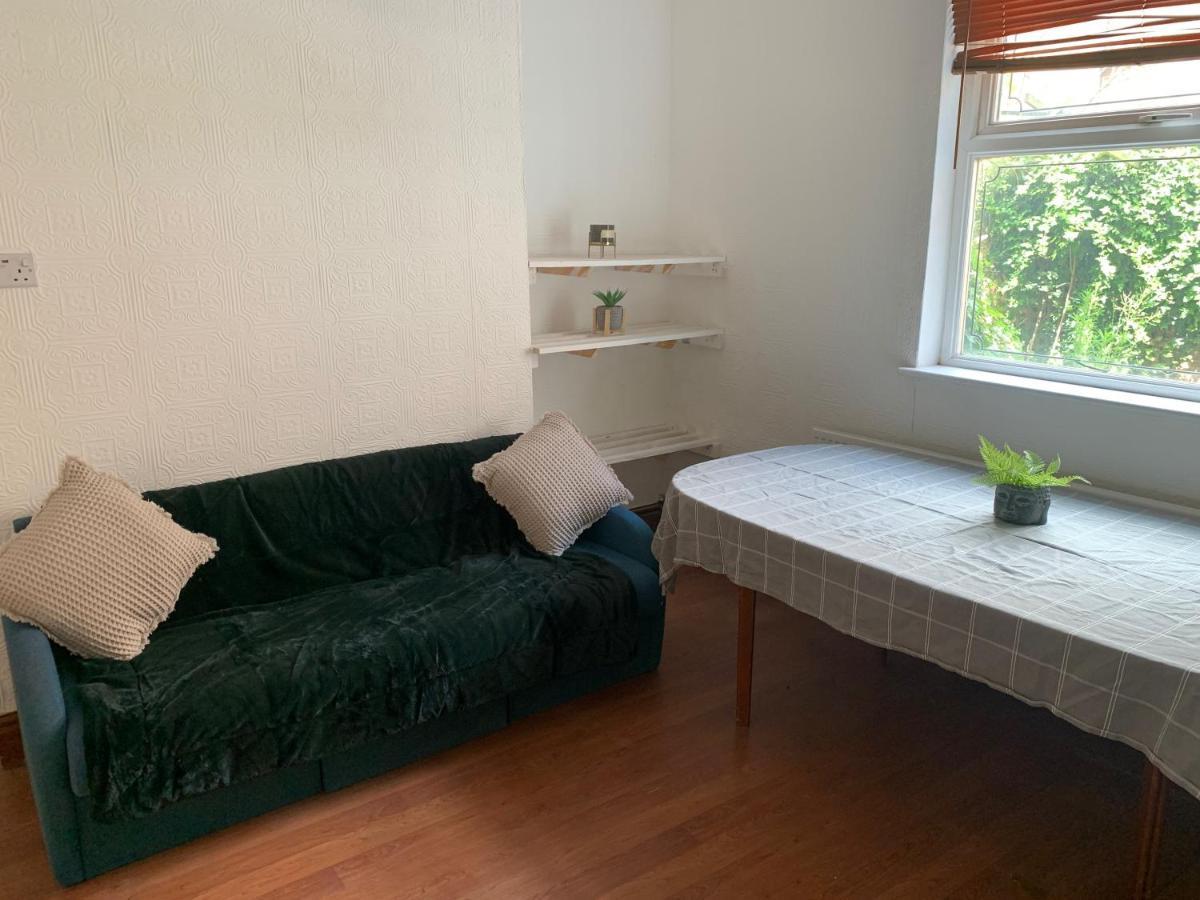 Mcf Short - Handsworth Aparthotel