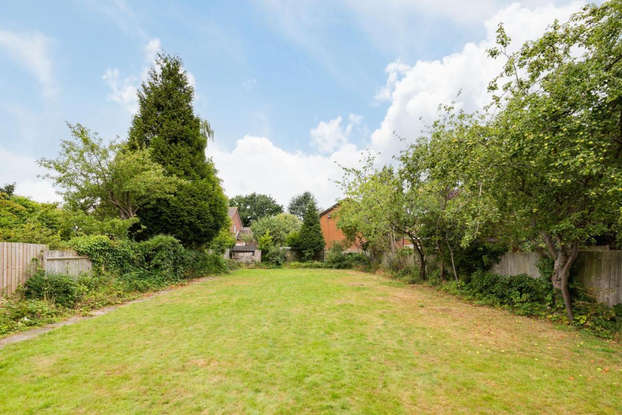 Beautiful 6 Bedroom House For 17 Guests Next To Edgbaston Stadium Apartment *