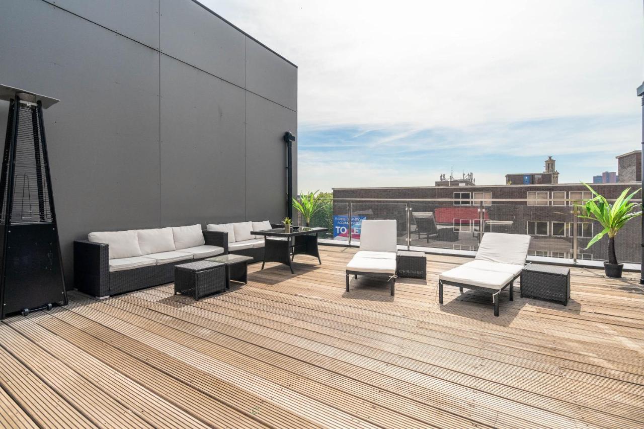 Ultimate Luxury Penthouse - Rooftop Terrace - Air Conditioning - Secure Parking - Long Term Only