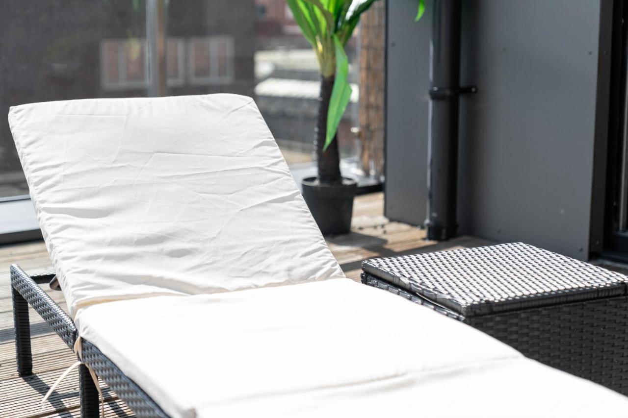 Apartment Ultimate Luxury Penthouse - Rooftop Terrace - Air Conditioning - Secure Parking - Long Term Only Birmingham