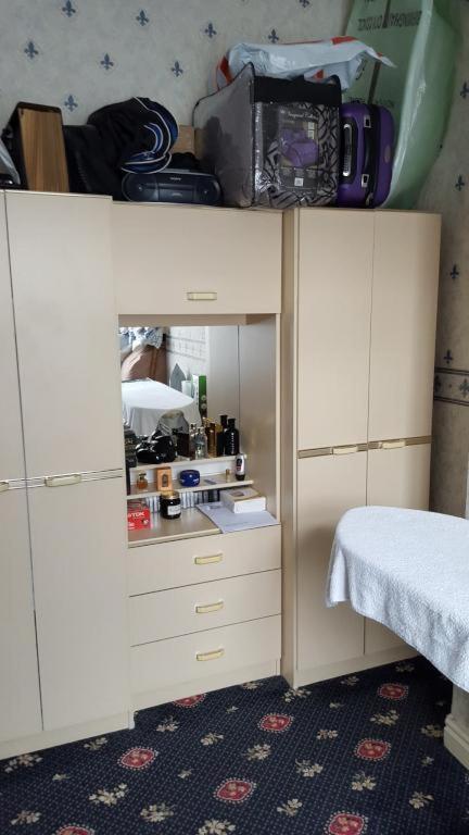 Homestay Blackford Road B11 3sh *