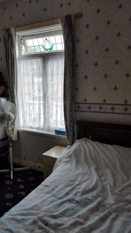 Blackford Road B11 3sh Homestay Birmingham