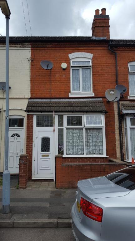 Blackford Road B11 3sh *