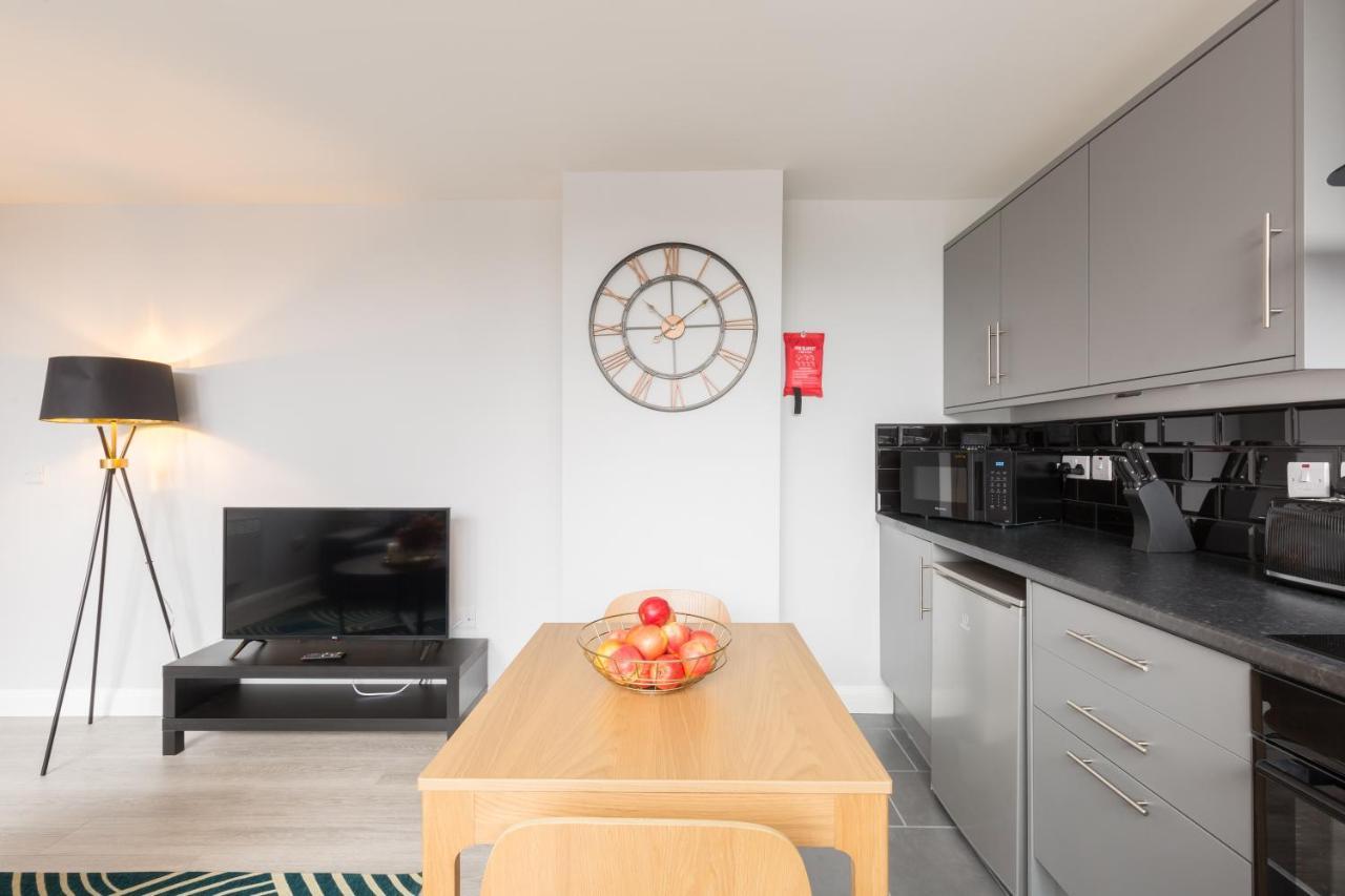 Apartment Hagley Road Apartments: Self-contained City Centre With Kitchen & Netflix *