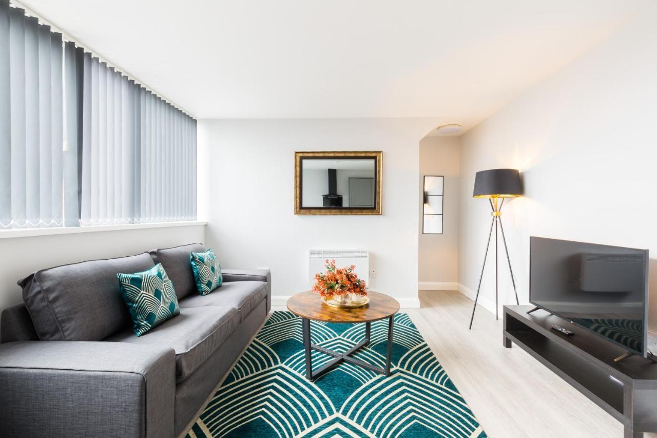Apartment Hagley Road Apartments: Self-contained City Centre With Kitchen & Netflix