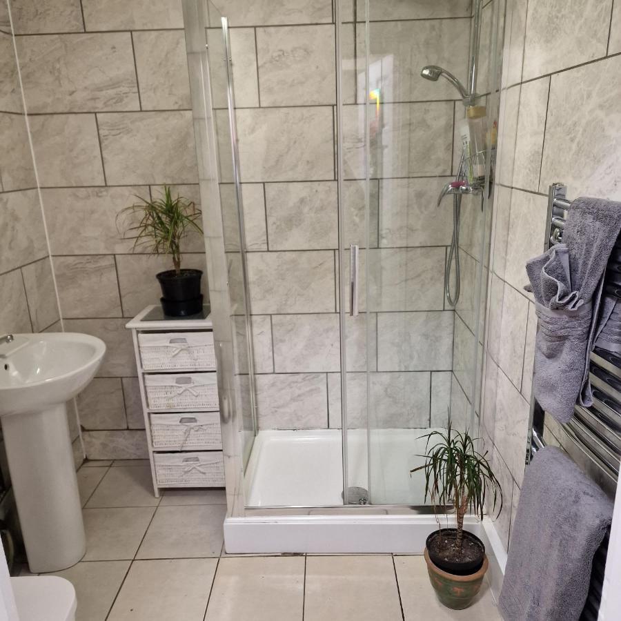 Quin Homes Bed & Breakfast Birmingham