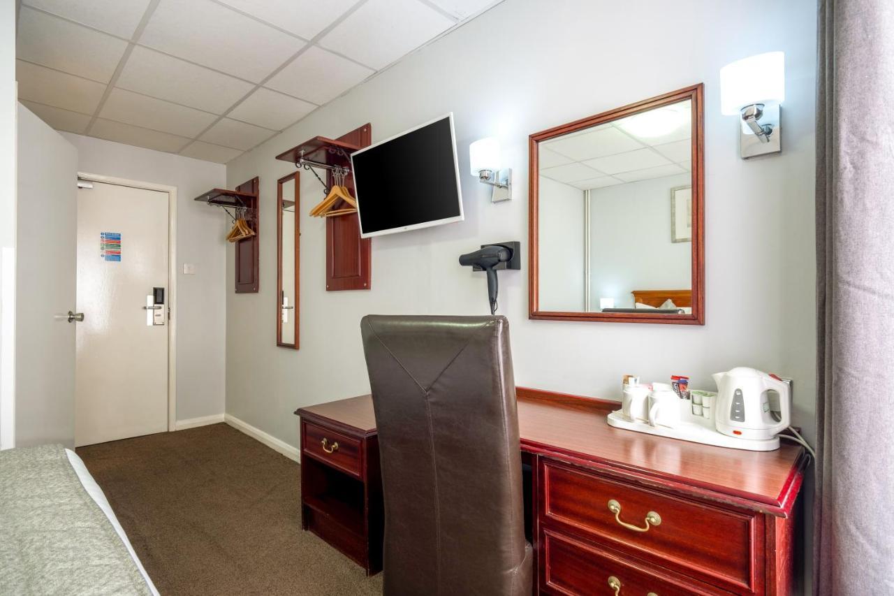 Comfort Inn 2*