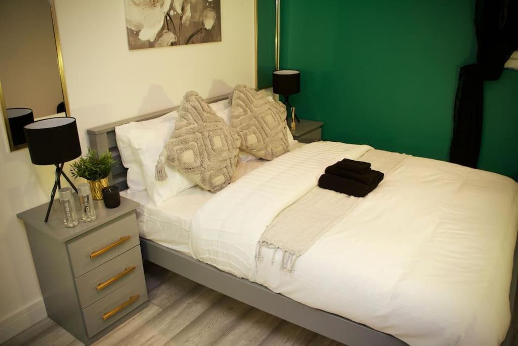 2 Bed New Apartment *