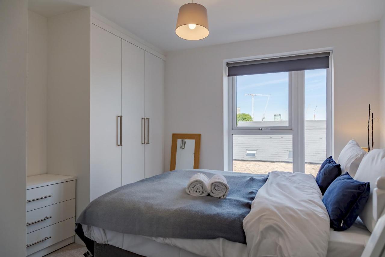 Pass The Keys New Chic 2 Bed Pad Free Parking