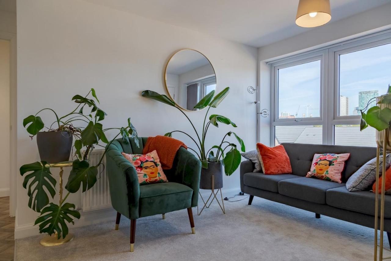 Pass The Keys New Chic 2 Bed Pad Free Parking Birmingham