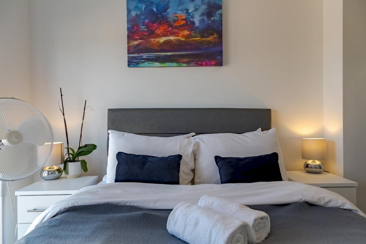 Pass The Keys New Chic 2 Bed Pad Free Parking * Birmingham