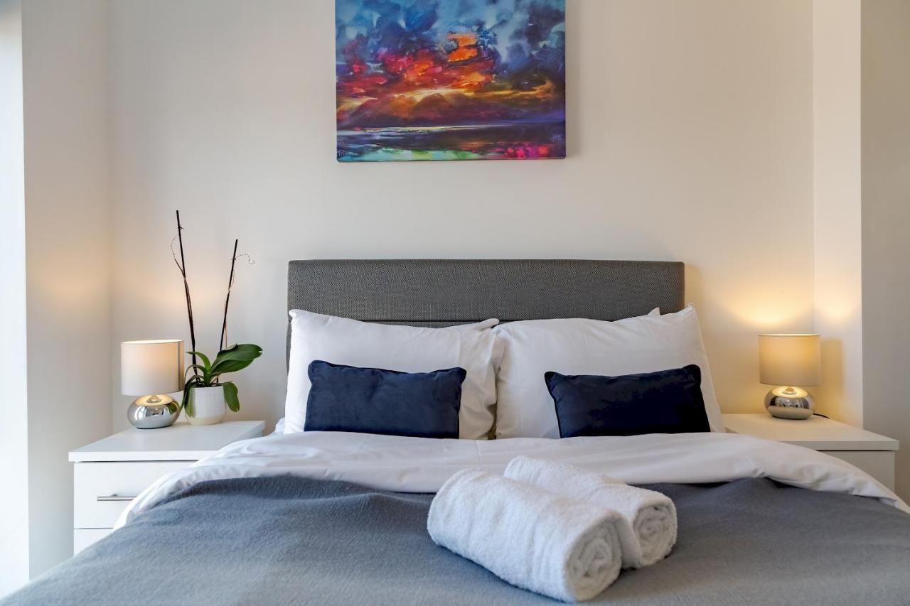 Pass The Keys New Chic 2 Bed Pad Free Parking Apartment