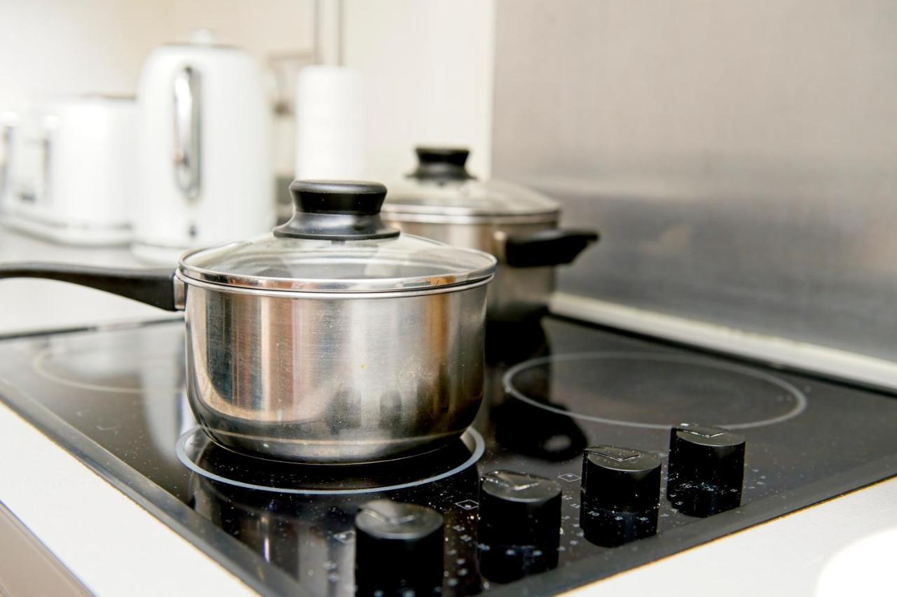 Centre Beautiful Walking Distance To Bullring Shopping Centre Private Parking