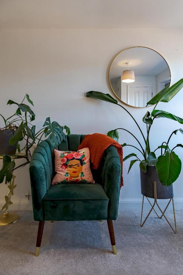 Apartment Pass The Keys New Chic 2 Bed Pad Free Parking *