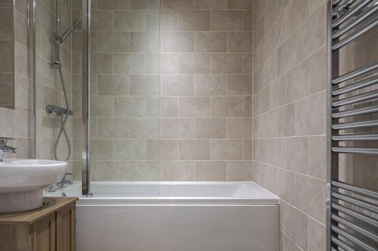 Apartment Pass The Keys New Chic 2 Bed Pad Free Parking