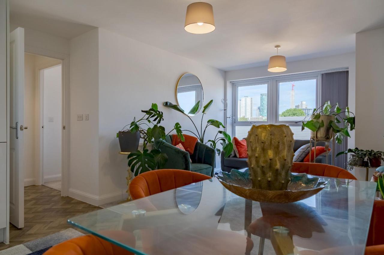 Pass The Keys New Chic 2 Bed Pad Free Parking Birmingham
