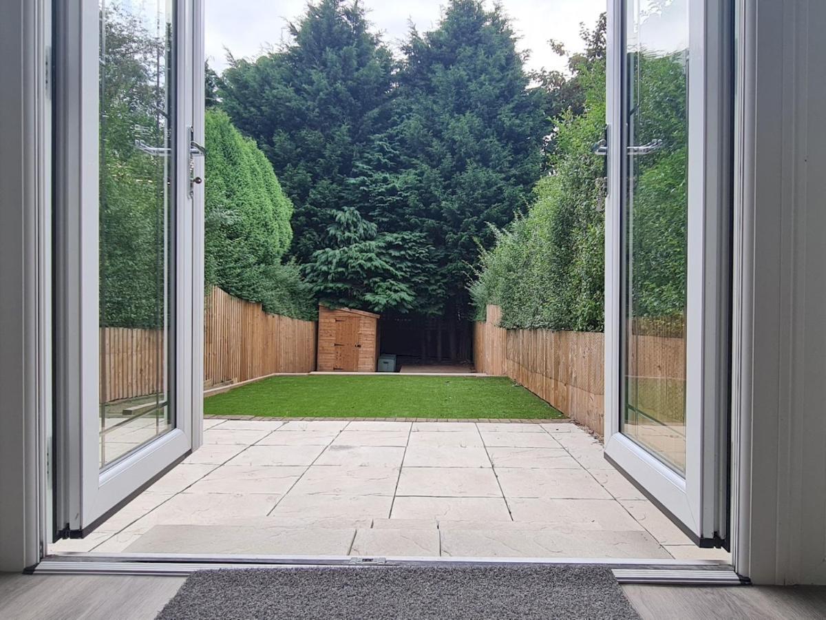 Pass The Keys Attractive Modern 2 Bedroom House In Harborne