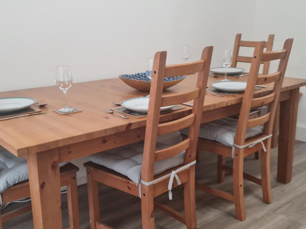 Pass The Keys Attractive Modern 2 Bedroom House In Harborne Holiday home *