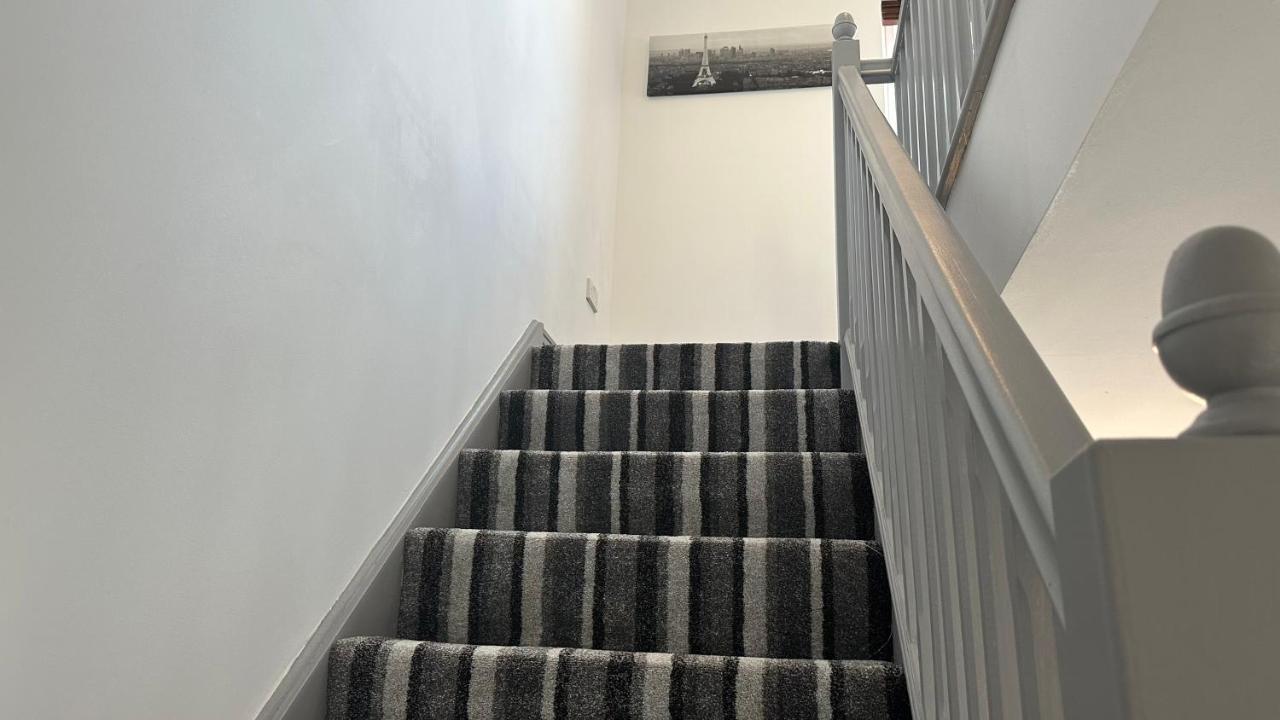 Apartment Cosy In By Villazu Birmingham
