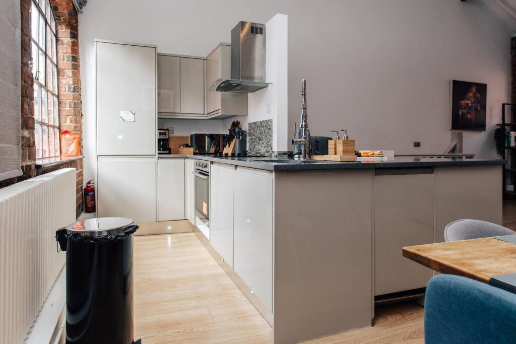 Holiday home Exposed Brickwork Townhouse W Free Secure Parking