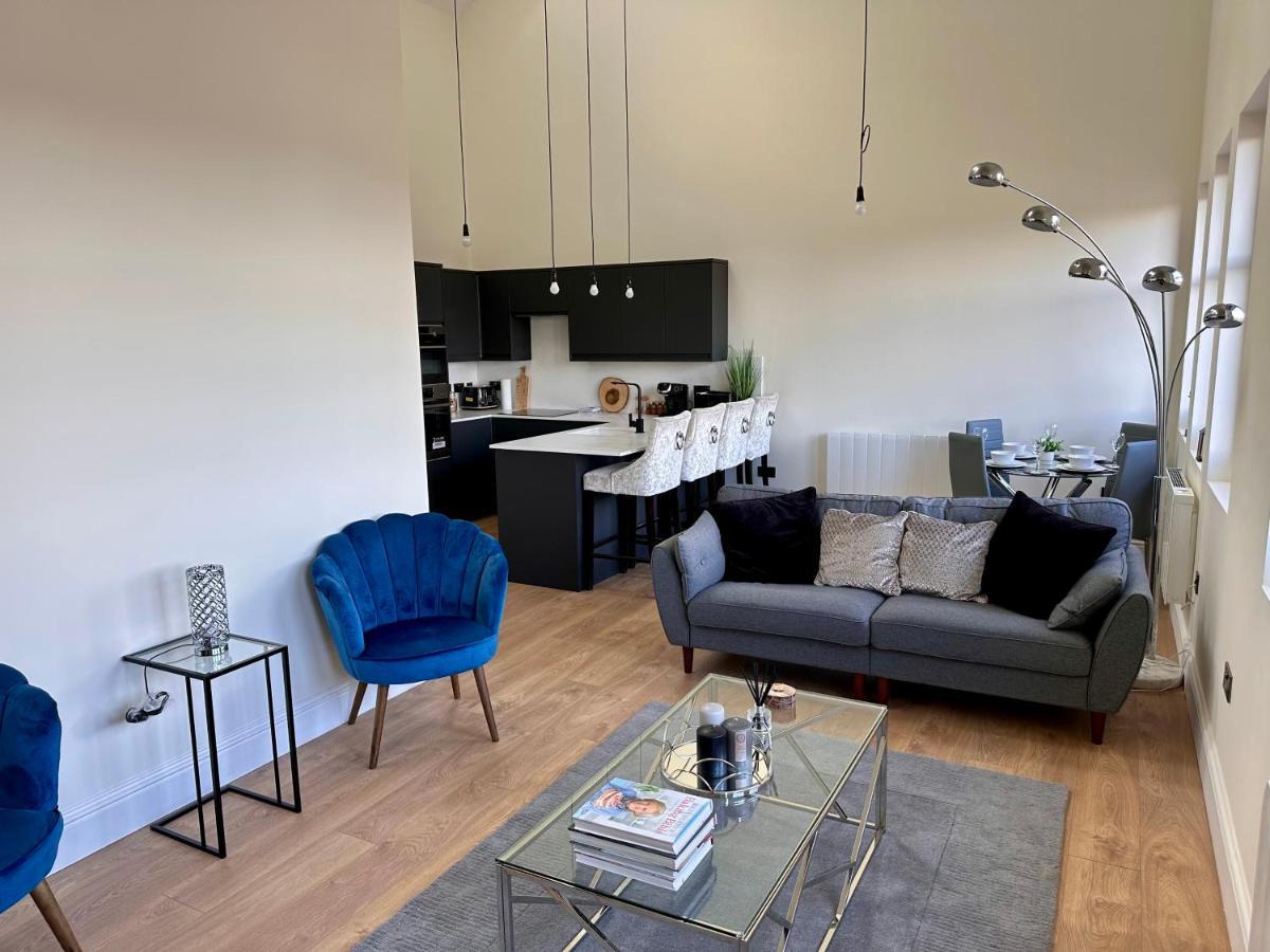 Luxury 3 Bedroom Modern Penthouse- * Birmingham