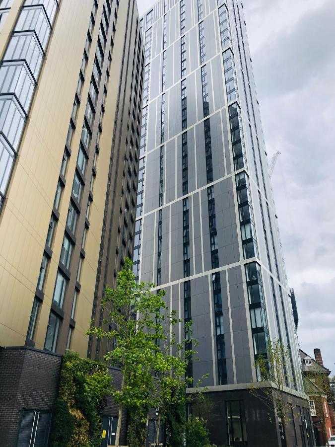 Lovely One Bedroom On Broad Street! * Birmingham