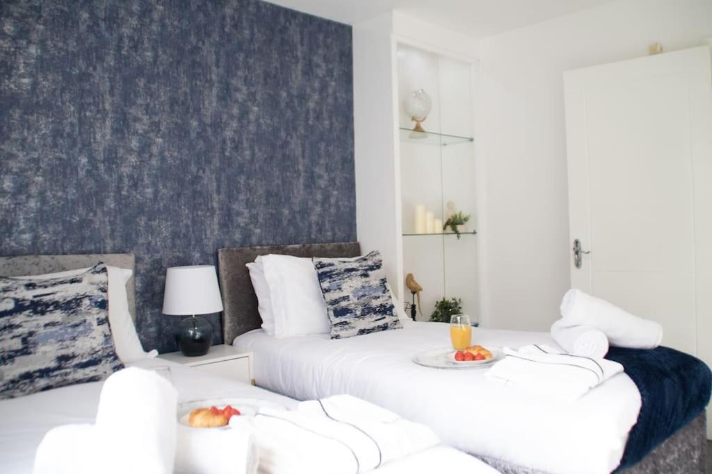 Tranquil Central Birmingham: 2-bedroom Garden Retreat Apartment Birmingham