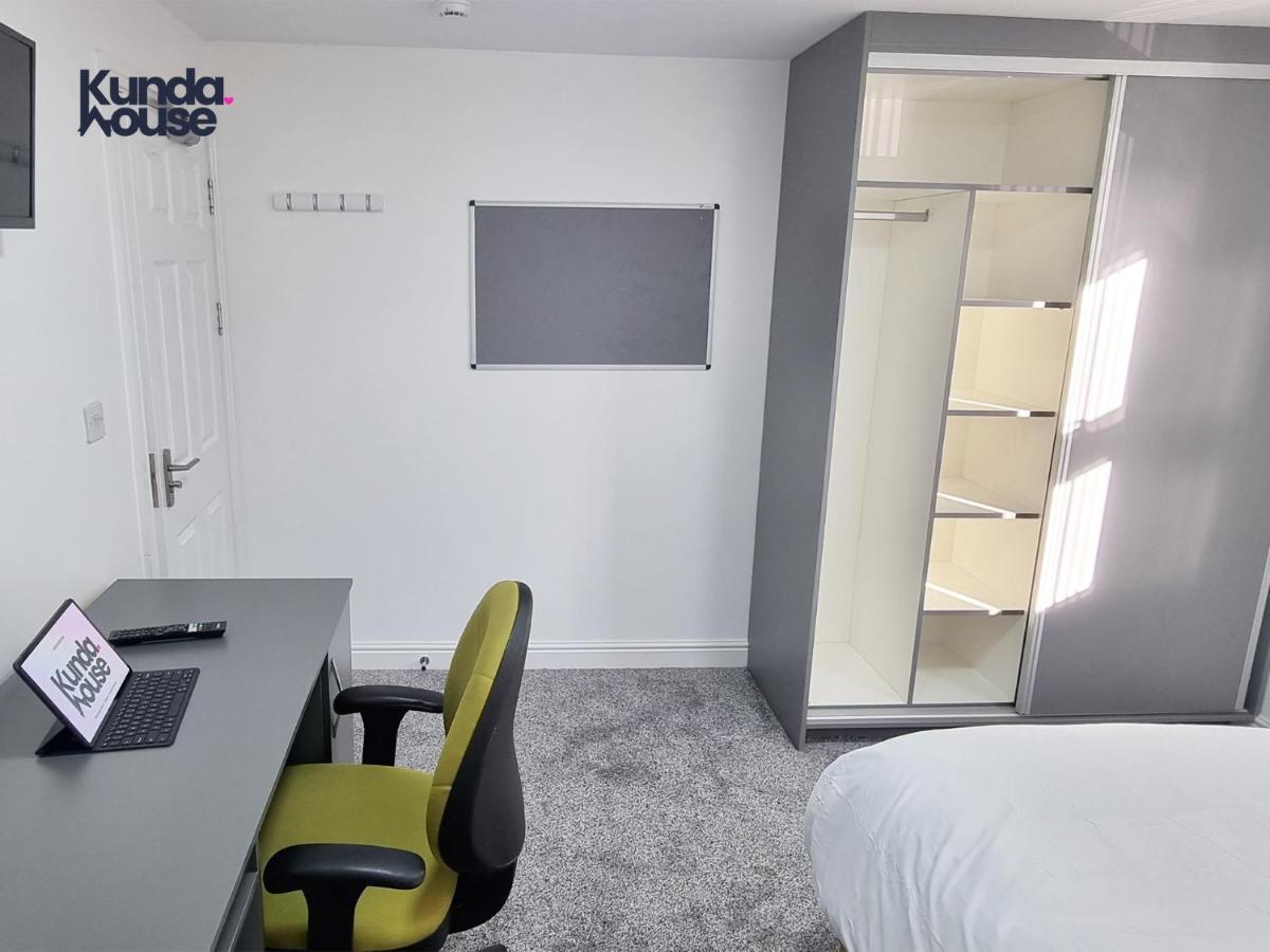 Kunda House Gillotte Guest house Birmingham