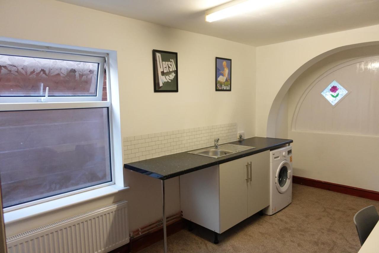 Holiday home Largee 5 Bed House, Sleeps 10 Near Nec, Bhx, Hs2 Birmingham
