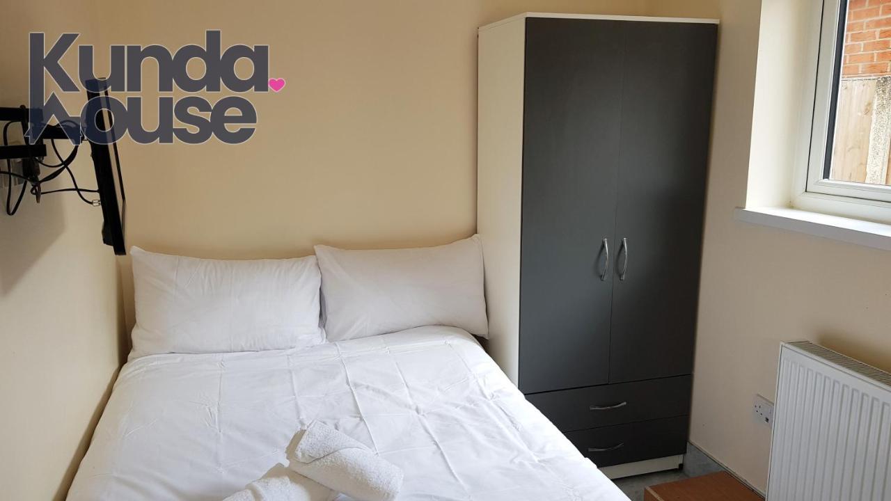 Kunda House Bournbrook * Birmingham