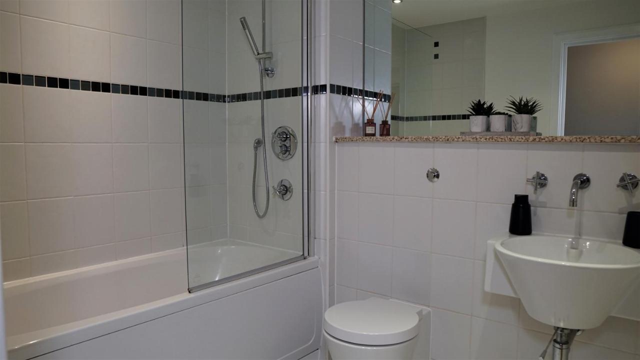 St Johns Walk Apartment *