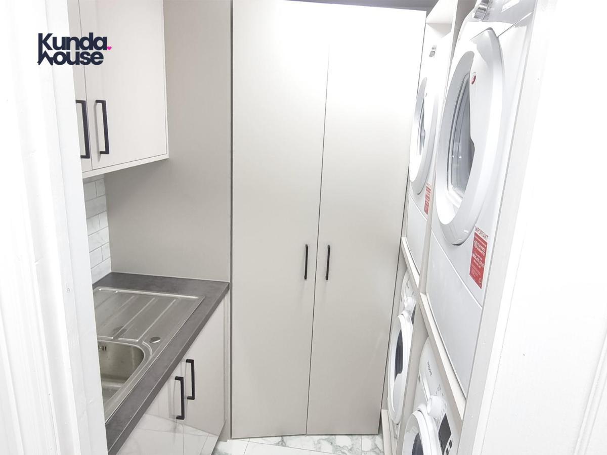 Elegant Ensuite Near City Centre - Kunda House Holiday home *