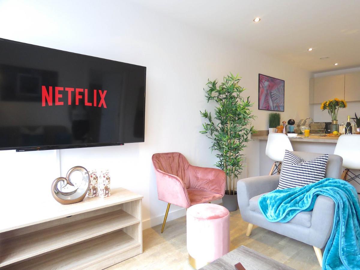 Apartment Tudors Esuites Corporate *